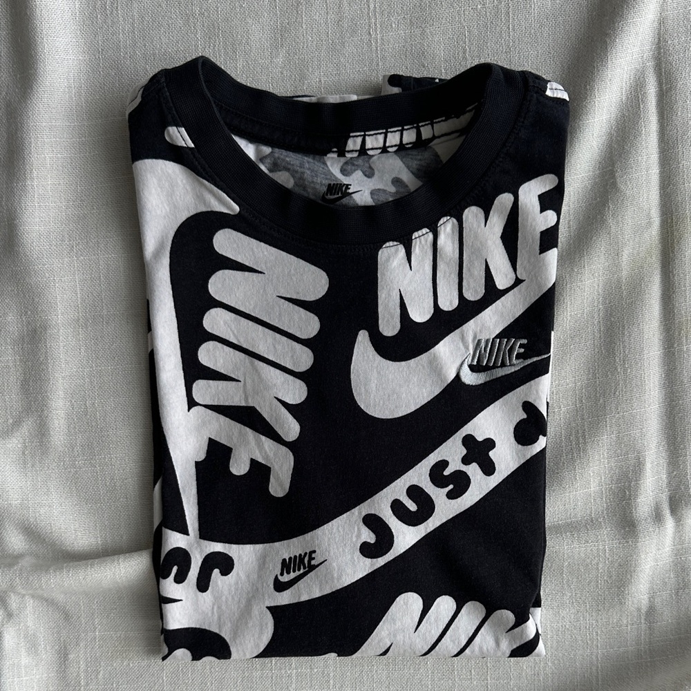 Nike Logo Tee